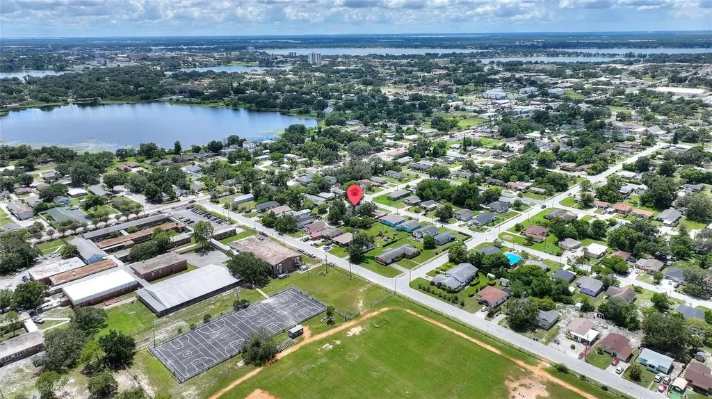 601 Avenue U NE Winter Haven FL 33881