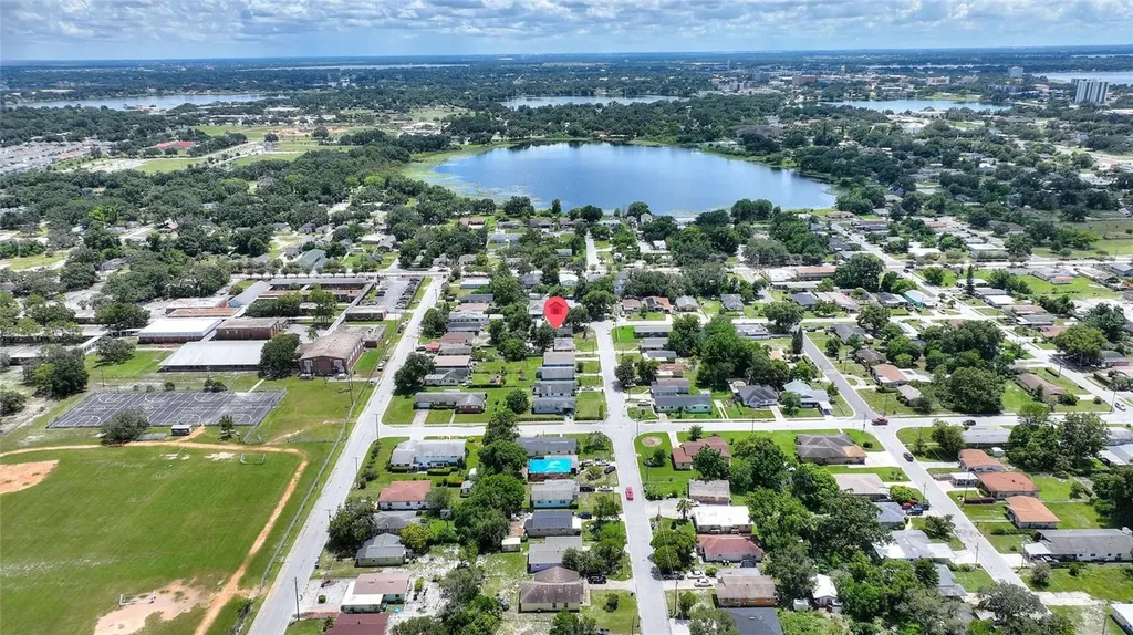 601 Avenue U NE Winter Haven FL 33881