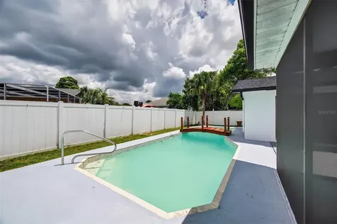 10221 Landmark Drive Hudson FL 34667