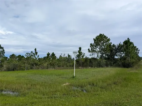 303 Japonica Avenue Indian Lake Estates FL 33855