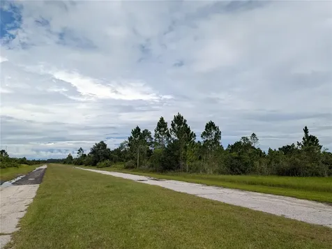 303 Japonica Avenue Indian Lake Estates FL 33855