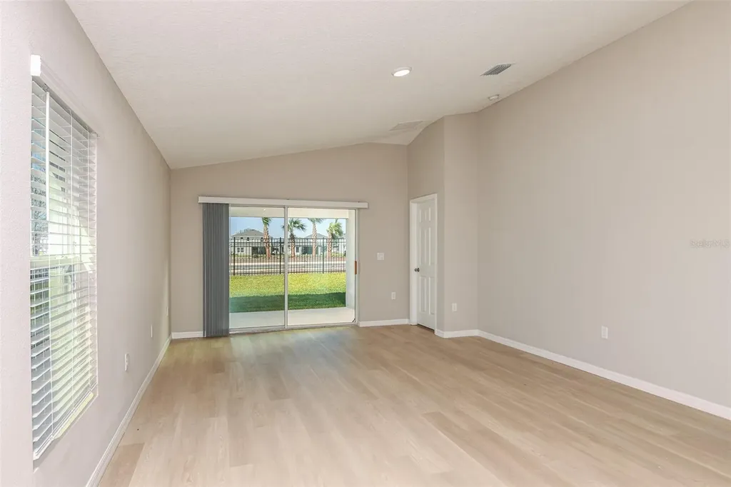 6056 Navona Way Winter Haven FL 33884