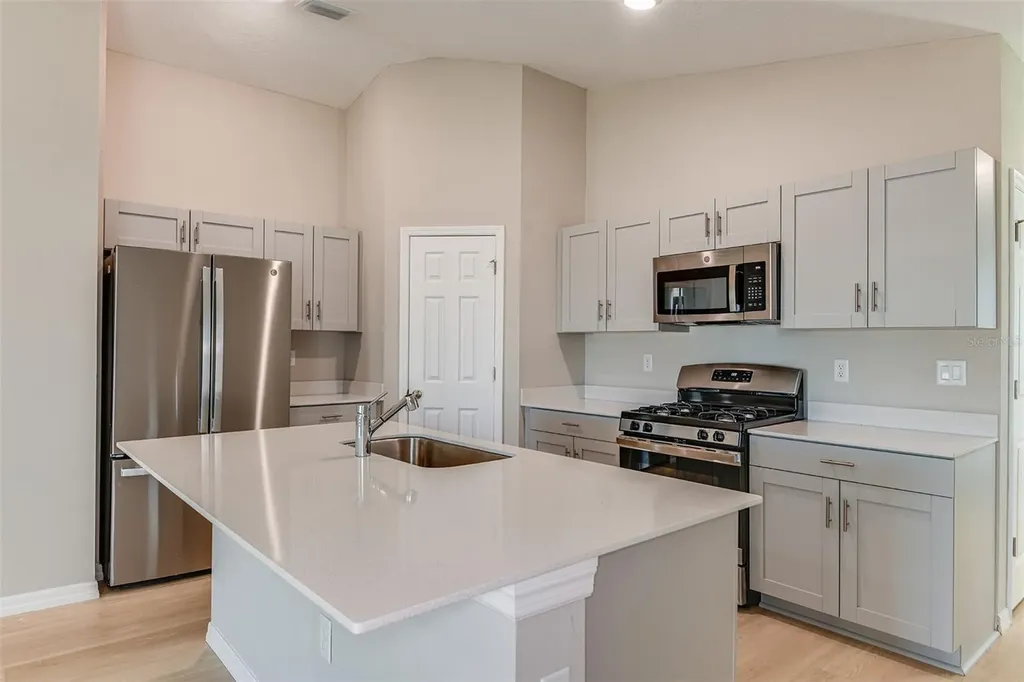 6056 Navona Way Winter Haven FL 33884