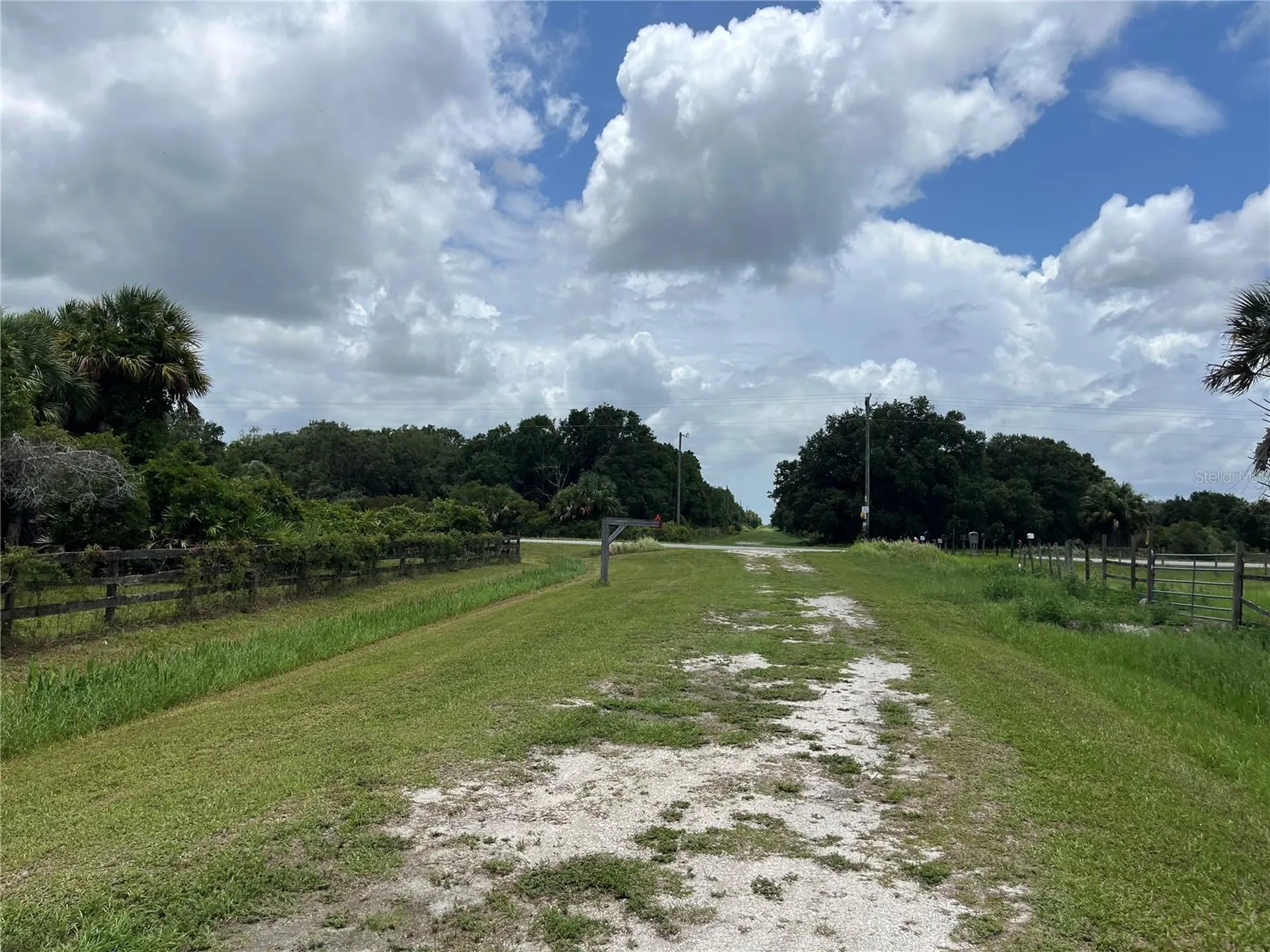 19145 NW 270th Street Okeechobee FL 34972