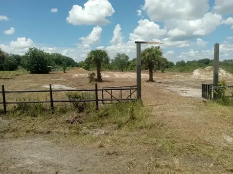 19145 NW 270th Street Okeechobee FL 34972