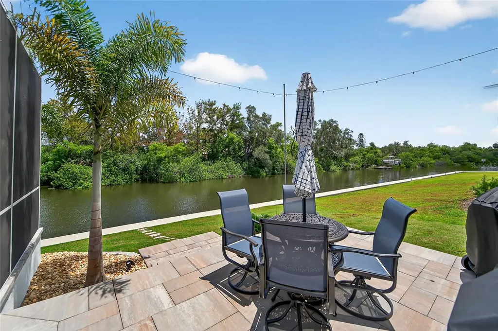 5961 Blakeney Loop Apollo Beach FL 33572