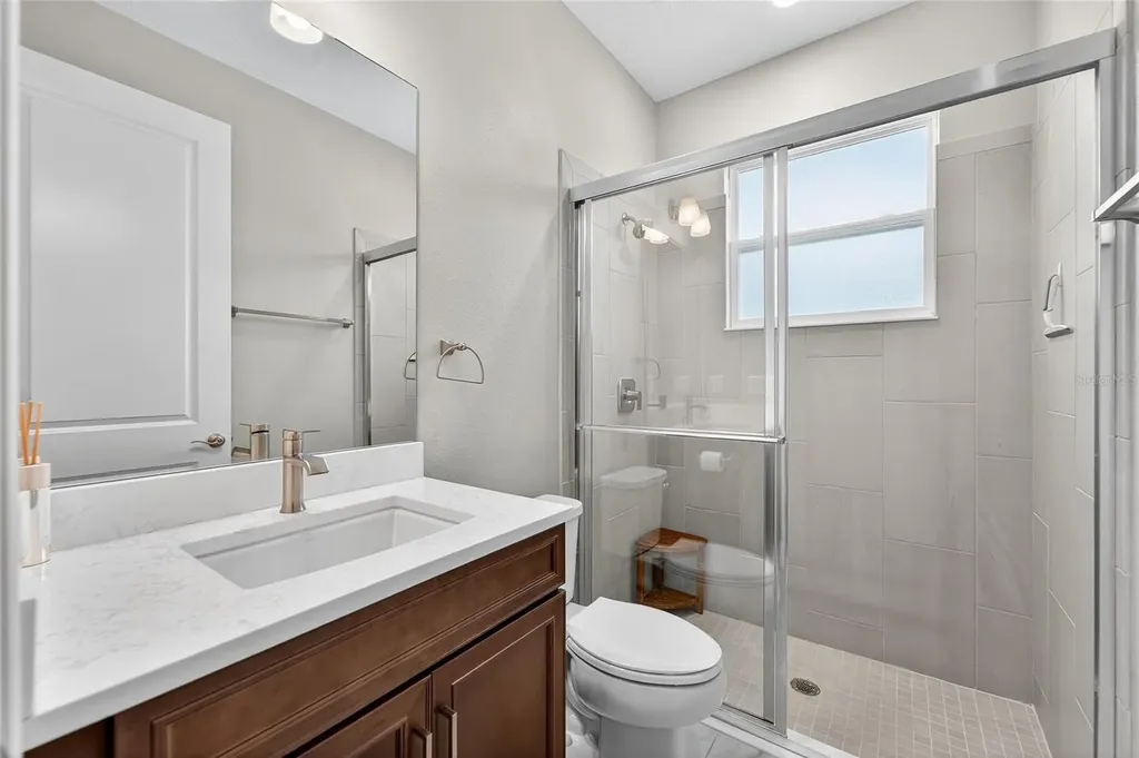 5961 Blakeney Loop Apollo Beach FL 33572