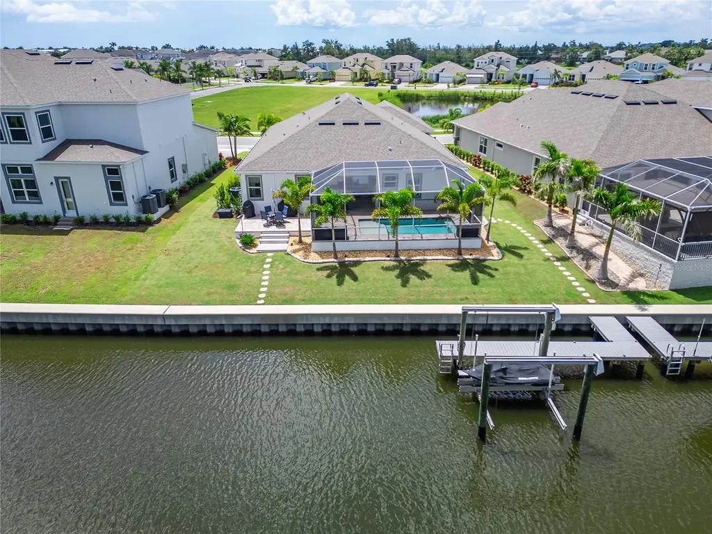 5961 Blakeney Loop Apollo Beach FL 33572