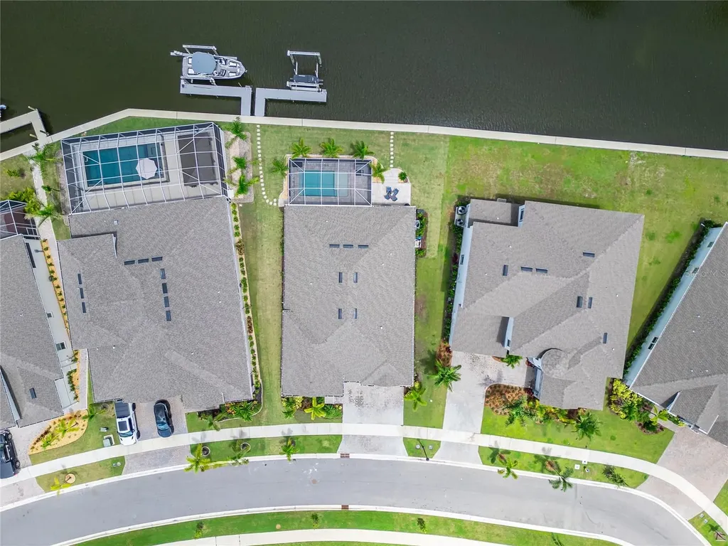 5961 Blakeney Loop Apollo Beach FL 33572