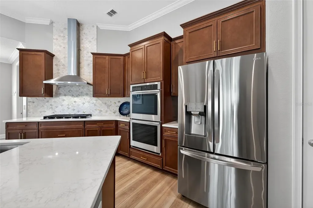 5961 Blakeney Loop Apollo Beach FL 33572