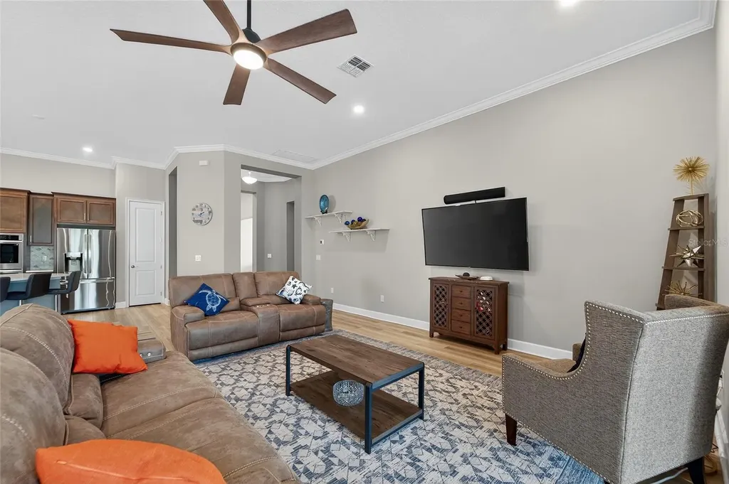 5961 Blakeney Loop Apollo Beach FL 33572