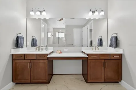 5961 Blakeney Loop Apollo Beach FL 33572