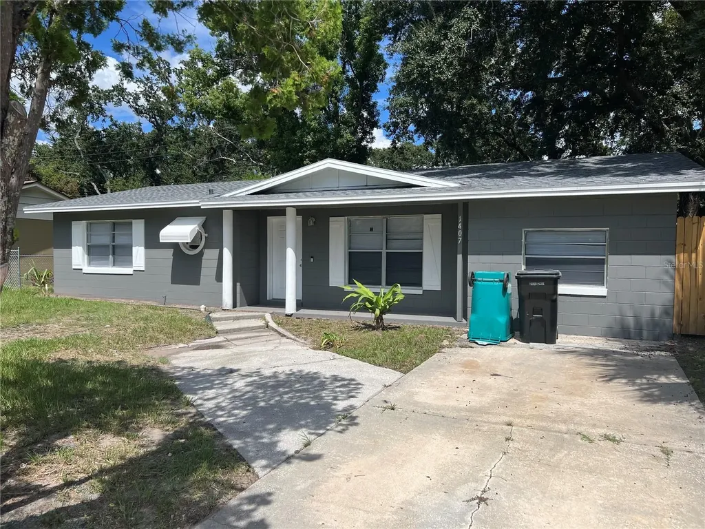 1407 Peg Lane Orlando FL 32808