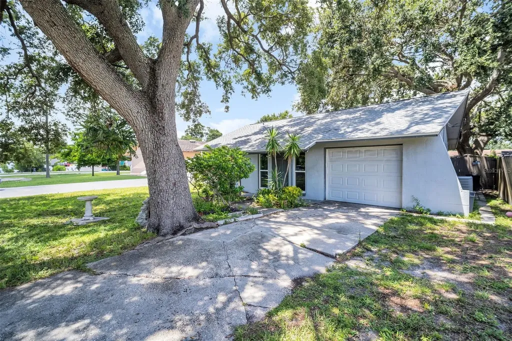 3721 140th Avenue Largo FL 33771