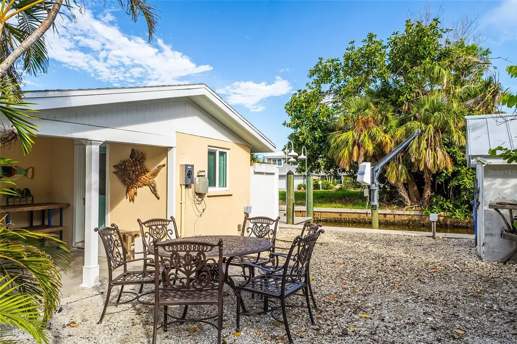 755 Saint Judes Drive N Longboat Key FL 34228
