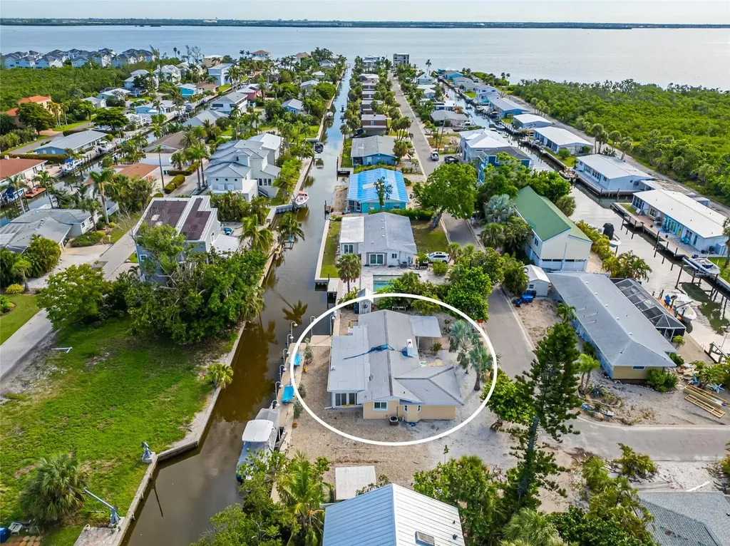 755 Saint Judes Drive N Longboat Key FL 34228