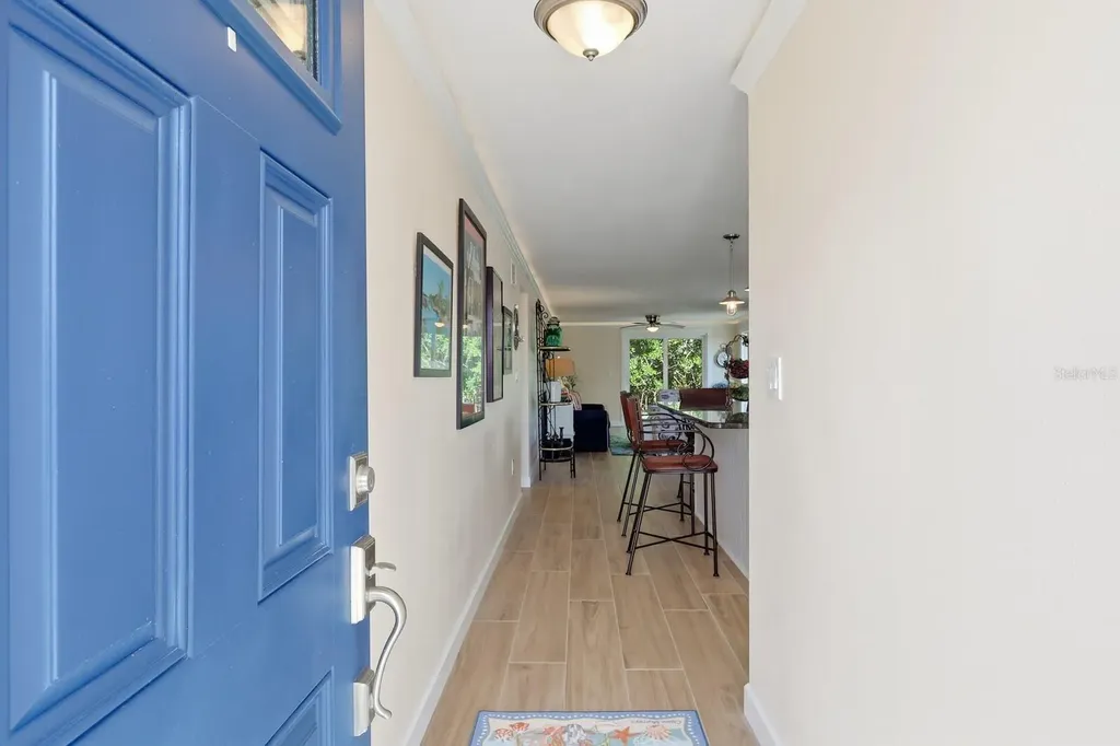 573 Spanish Drive N Longboat Key FL 34228
