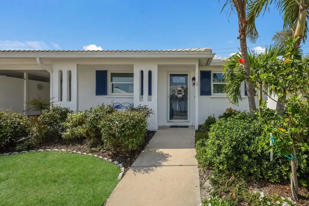 573 Spanish Drive N Longboat Key FL 34228