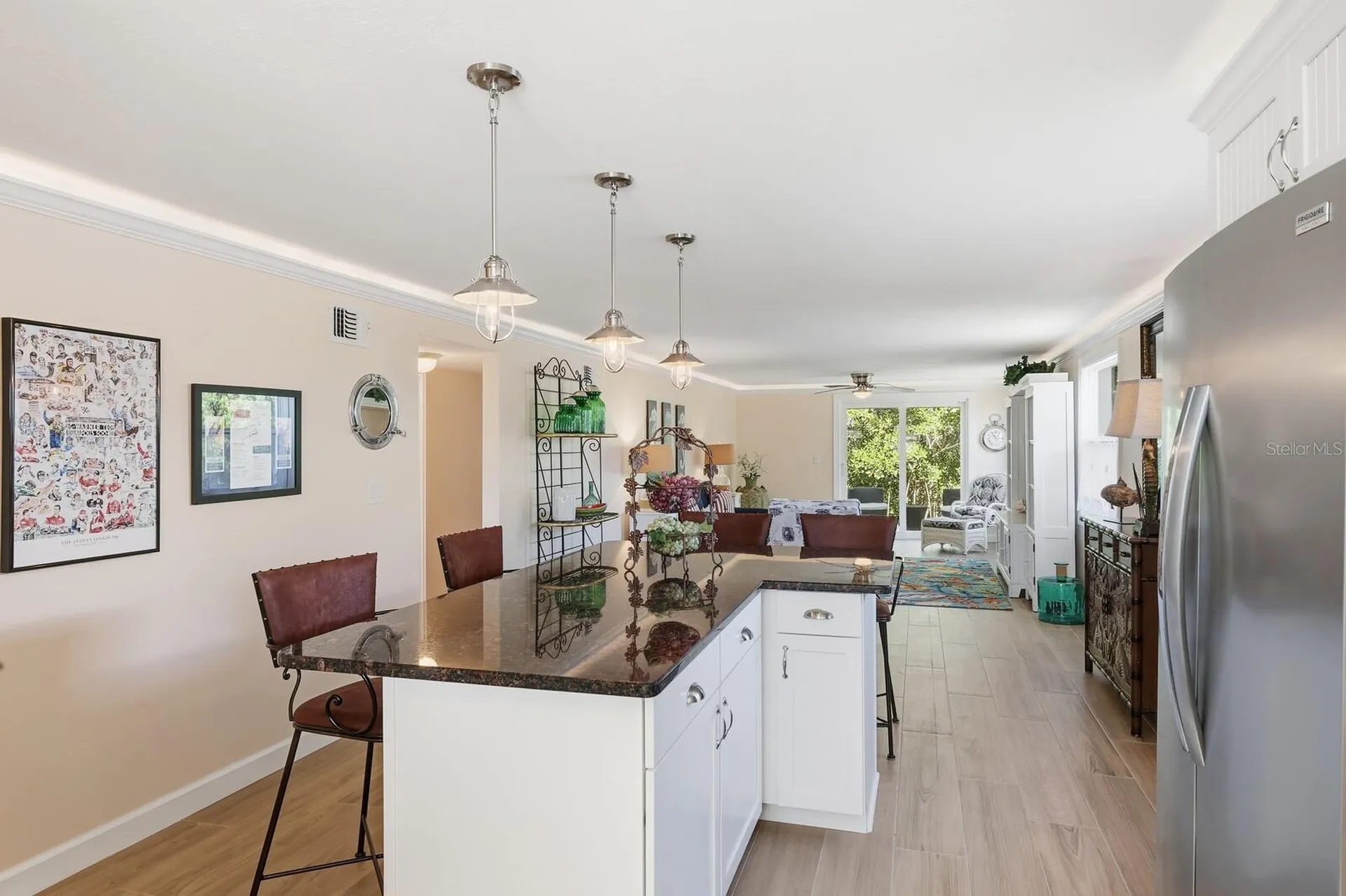 573 Spanish Drive N Longboat Key FL 34228
