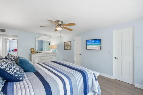 573 Spanish Drive N Longboat Key FL 34228