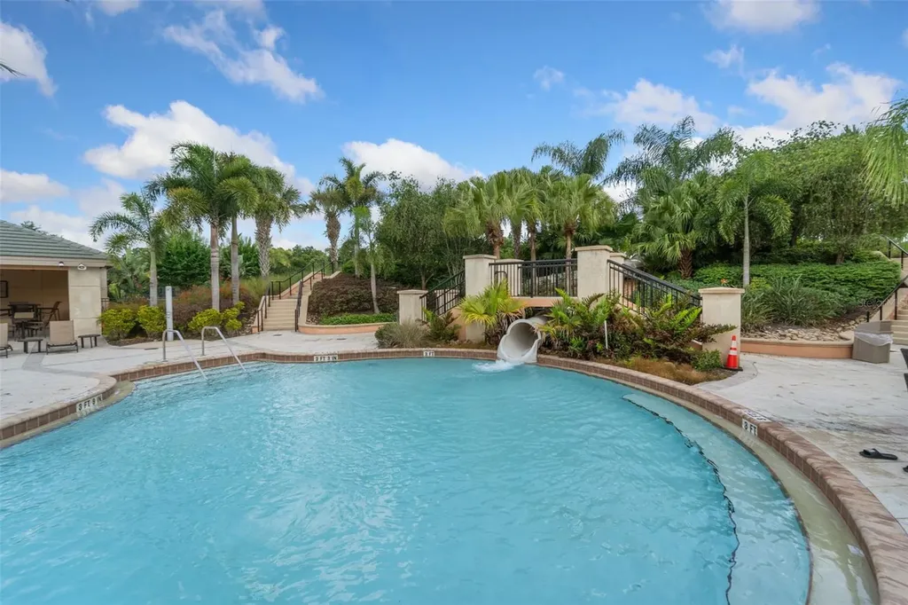 11006 Tahiti Isle Lane Tampa FL 33647