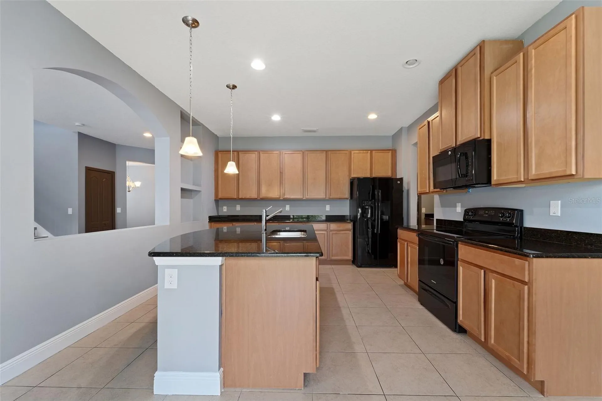 11006 Tahiti Isle Lane Tampa FL 33647