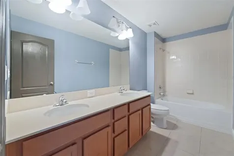 11006 Tahiti Isle Lane Tampa FL 33647