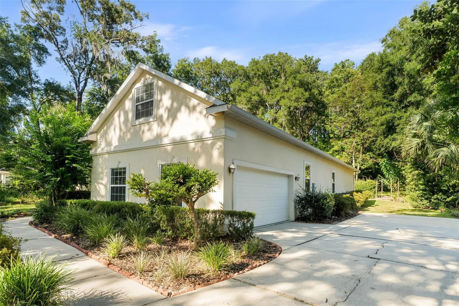 2018 SW 102nd Terrace Gainesville FL 32607