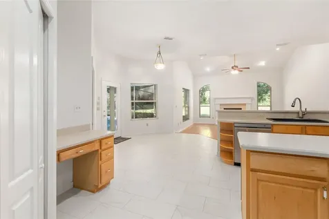 2018 SW 102nd Terrace Gainesville FL 32607