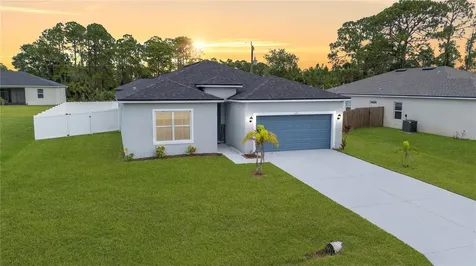 535 Giovanni Road NW Palm Bay FL 32907
