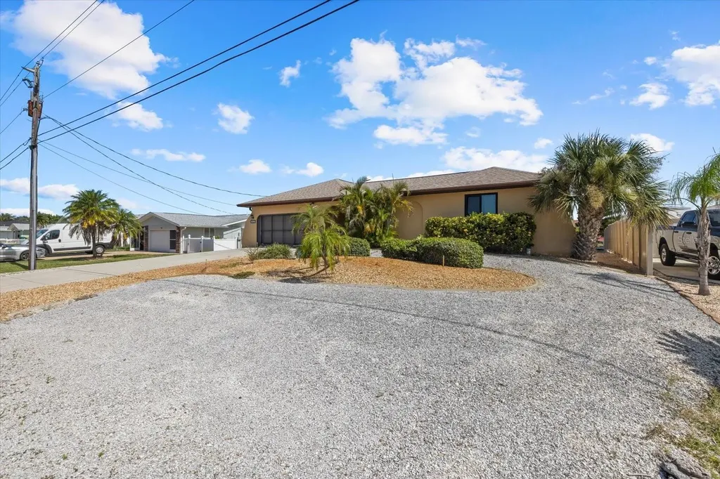 1018 Lee Street Englewood FL 34224