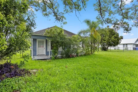 1418 Massachussetts Avenue St Cloud FL 34769
