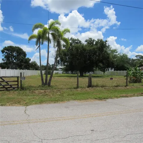 6725 Quonset Road Bradenton FL 34203