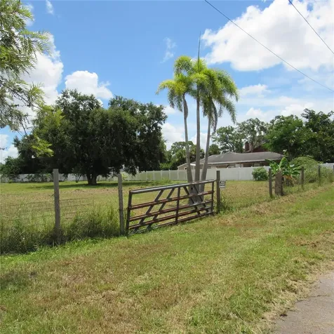 6725 Quonset Road Bradenton FL 34203