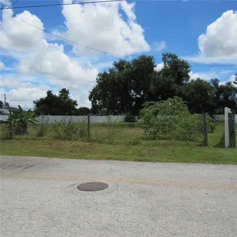 6725 Quonset Road Bradenton FL 34203