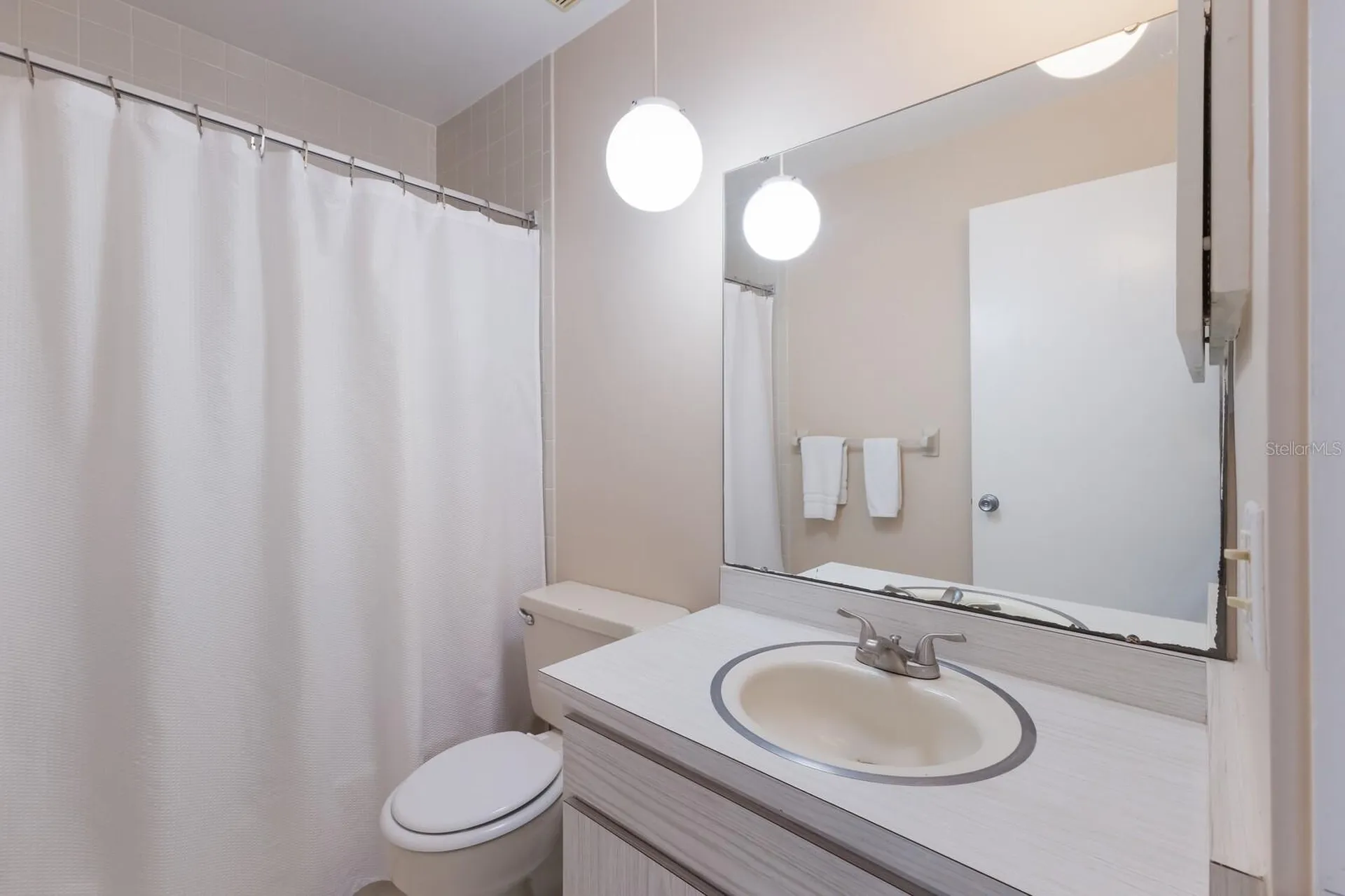 6300 Flotilla Drive Holmes Beach FL 34217