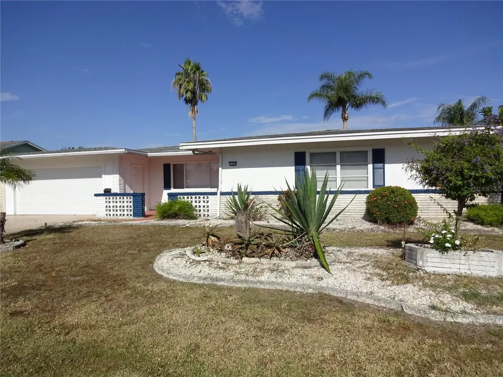 1408 Nashua Circle Sun City Center FL 33573