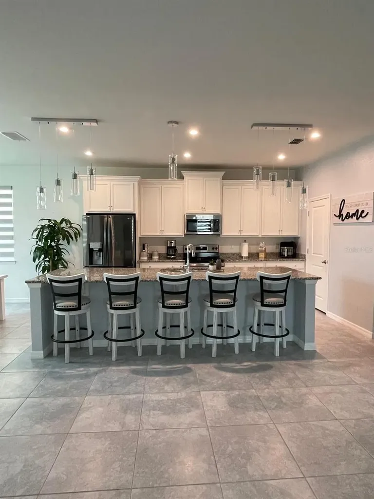 1100 Lone Palm Way St Cloud FL 34771