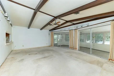 10 Spring Lake Way Ocala FL 34472