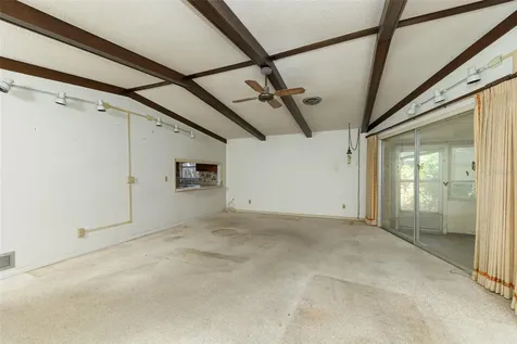 10 Spring Lake Way Ocala FL 34472
