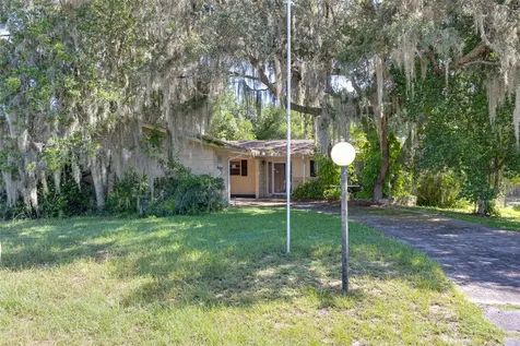 10 Spring Lake Way Ocala FL 34472