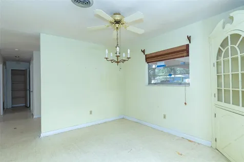 10 Spring Lake Way Ocala FL 34472