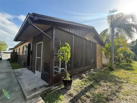 526 93rd Avenue N St Petersburg FL 33702