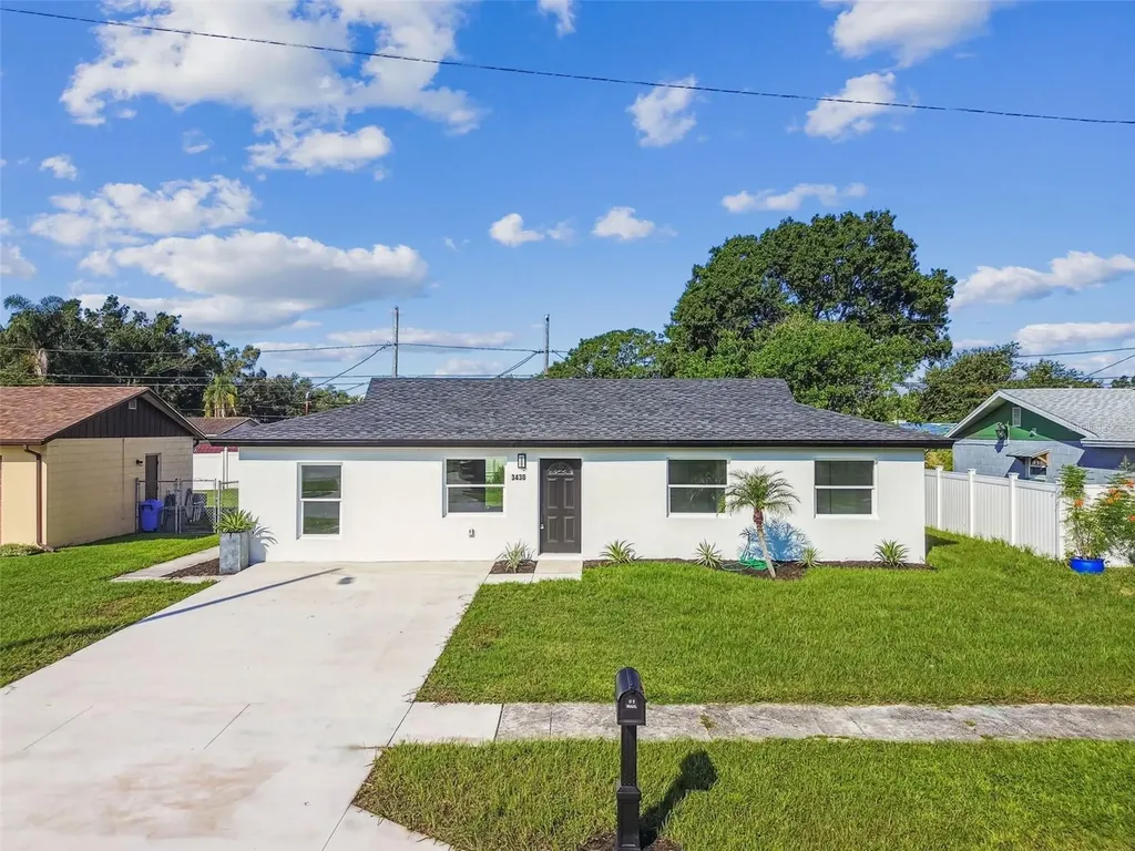 3430 Applewood Terrace N Pinellas Park FL 33781