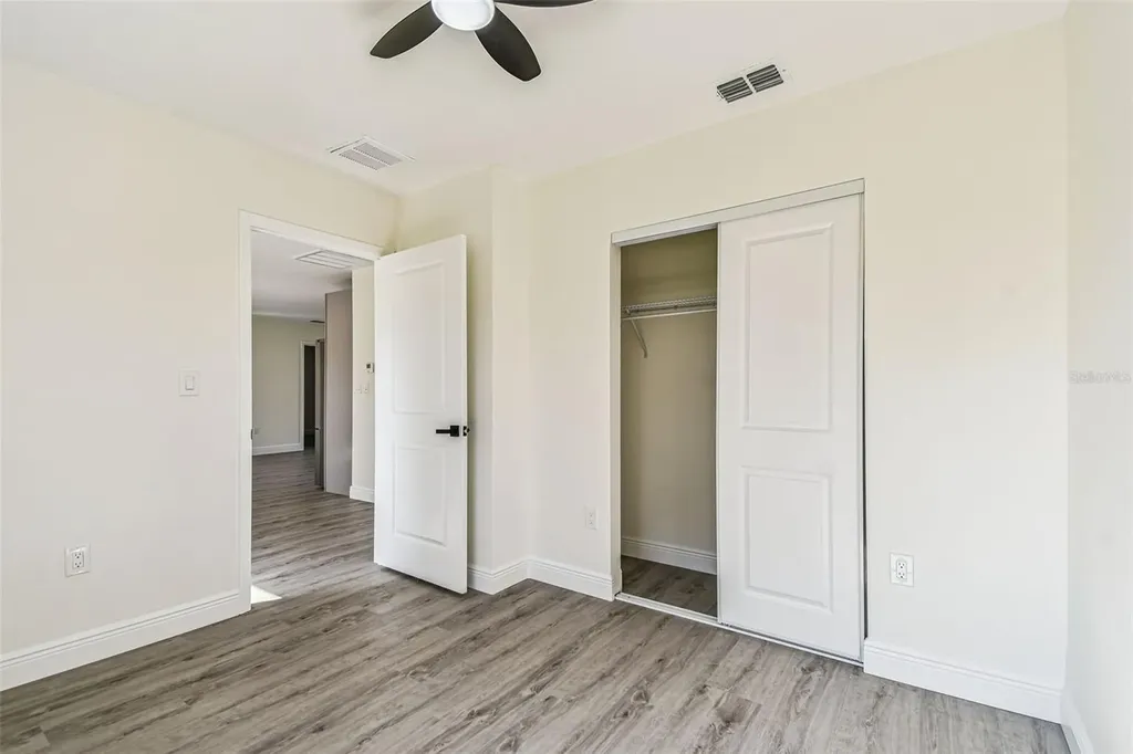 3430 Applewood Terrace N Pinellas Park FL 33781
