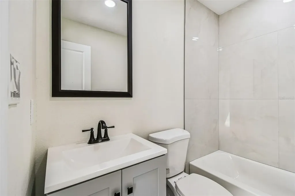 3430 Applewood Terrace N Pinellas Park FL 33781