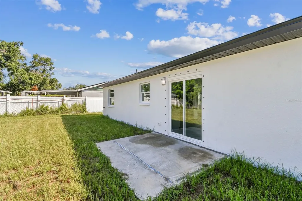 3430 Applewood Terrace N Pinellas Park FL 33781
