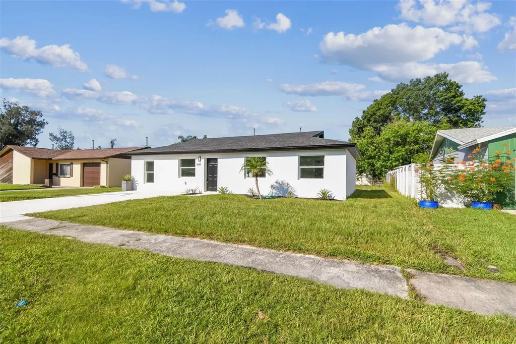 3430 Applewood Terrace N Pinellas Park FL 33781