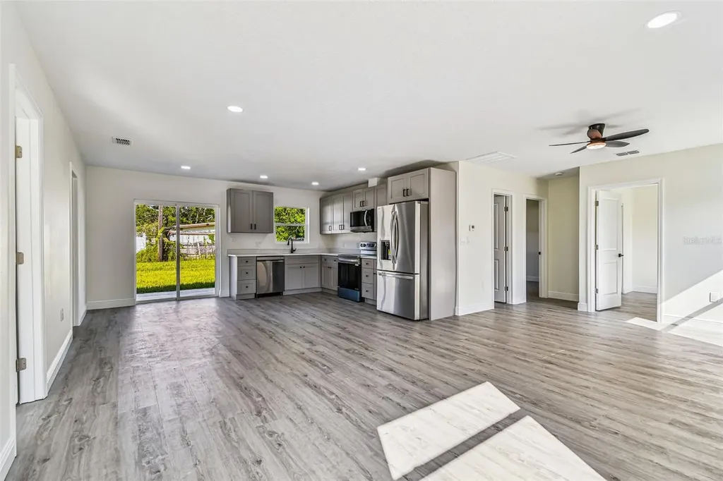 3430 Applewood Terrace N Pinellas Park FL 33781