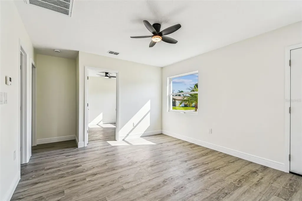3430 Applewood Terrace N Pinellas Park FL 33781
